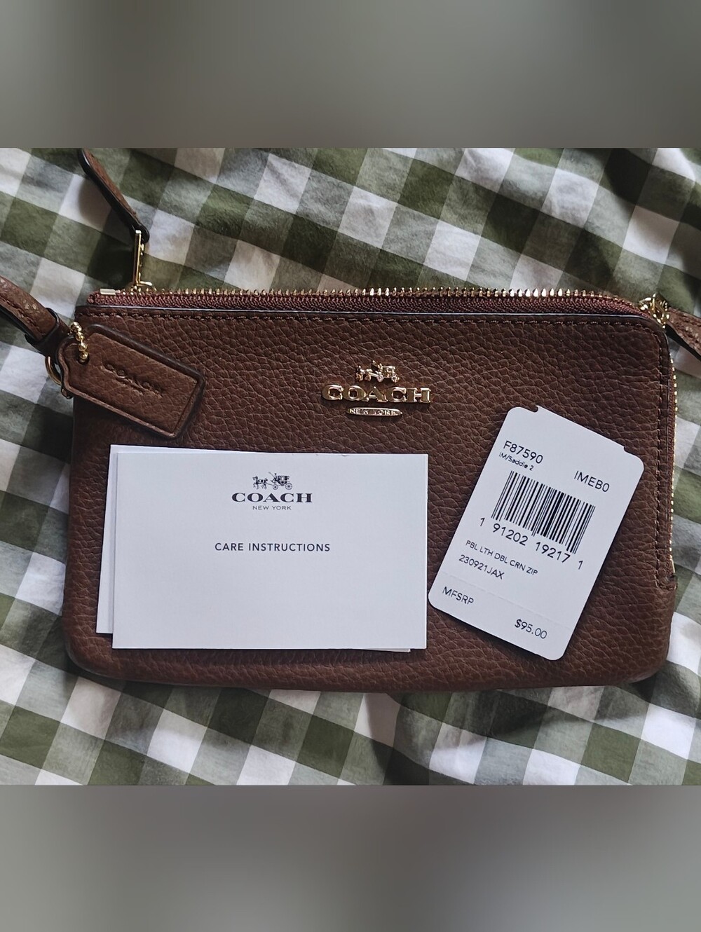 Coach Saddle Brown Leather Pouch with Gold Emblem Double zip - Picture 3 of 6